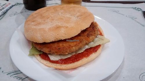 Burger Xori-Picant at Cultura de club in Girona