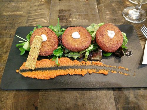 mini-burgers at Botanique in Madrid