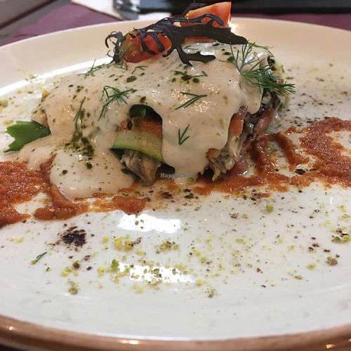 lasaña raw at Botanique in Madrid