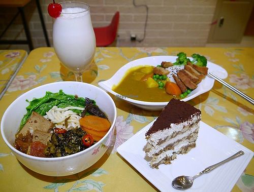 Loving Hut Green Pool Branch, delicious meal(vegan) at Loving Hut 愛家 - Xindian in New Taipei City