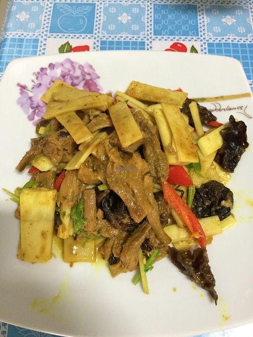 Coconut shoot curry at Qun Gengyuan in Chiang Mai