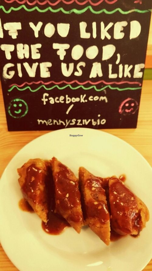 vegan sausages at Mennyorszag Szive in Budapest