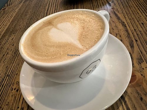 latté at Cafe Neundrei in Berlin