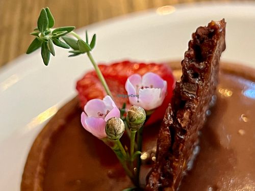 flowery at Cafe Neundrei in Berlin