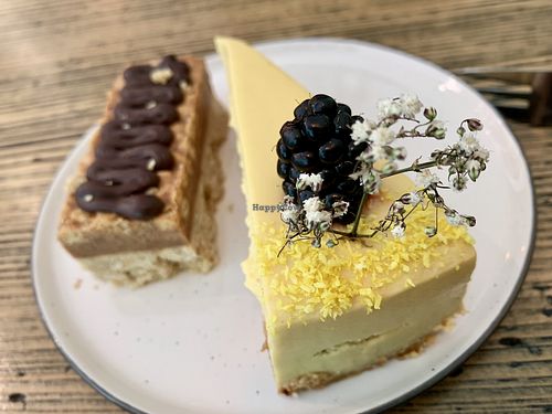 food dreams at Cafe Neundrei in Berlin