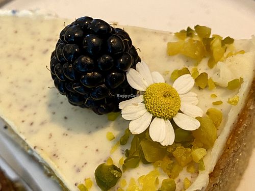 cake at Cafe Neundrei in Berlin