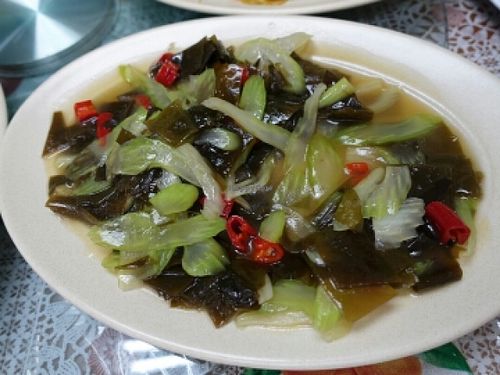 celery with seaweed at Jing Xin Vegetarian Cuisine in Malacca
