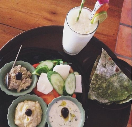 Three Mediterranean dips and fresh smoothie at Deva in Kampot