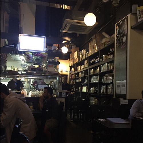 01.2016 at Dandy's Organic Cafe in Hong Kong Island