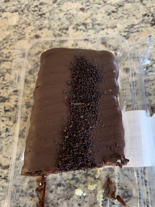 Boston cream pie at Vogue Cakes in Vancouver