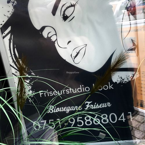 window at Friseurstudio Look in Ravensburg