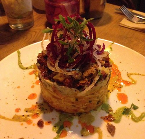 Raw main course at Vantra Vitao in London