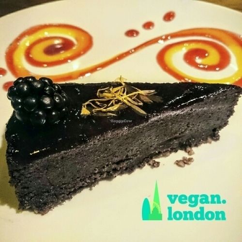 blueberry fudgecake  at Vantra Vitao in London