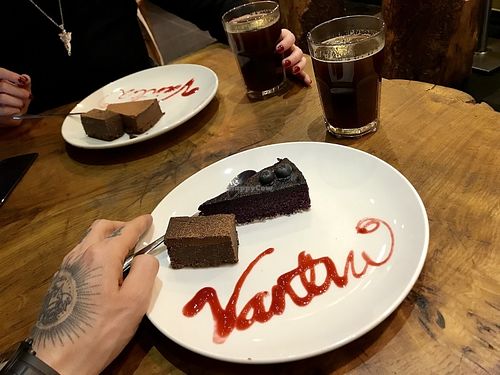 raw cake at Vantra Vitao in London
