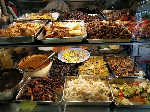 economic rice buffet at Tang Leng Chay Vegetarian 东龙斋素食 in Central Singapore