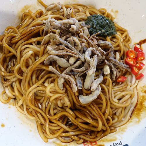 dry noodle at Xuan Miao Veggie Food 炫妙 - PLQ Mall in Central Singapore