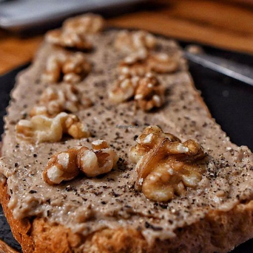 shiitake toast at AbonaVida in Madrid