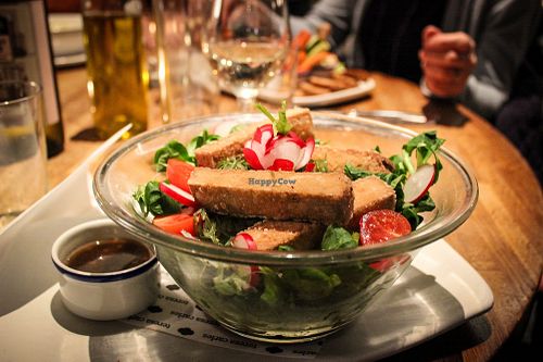 teresa goes to tokyo salad at Teresa Carles Cocina Vegetariana in Barcelona