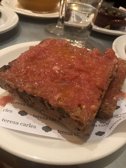 Bread with tomato  at Teresa Carles Cocina Vegetariana in Barcelona