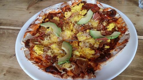 Pizza at Anna Loka in Cardiff