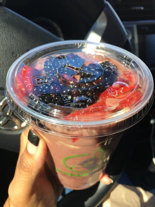 Yummy Acai cup topped with fresh fruit at grabbagreen - North in Scottsdale