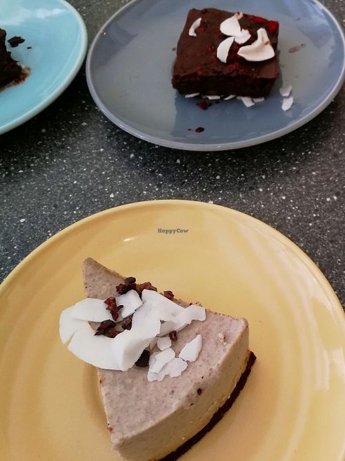 some cakes at BitterSweetz in The Hague