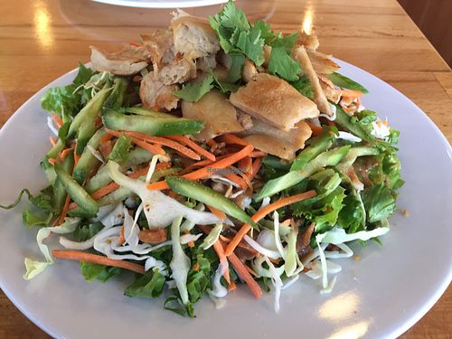 Thai Chick'n Salad at One Veg World in Pasadena