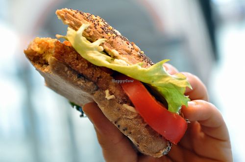 A burger at Universo Vegano in Florence