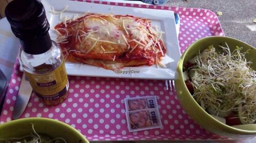 Lasagna margherita e salada. at Mate Cafe e Cia in Sao Paulo