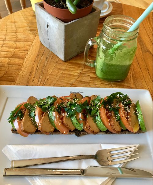 Vegan Power Tiger & Balance smoothie  at Vegan Tiger in Berlin