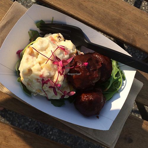 yum at Amor - Catering in West Hartford