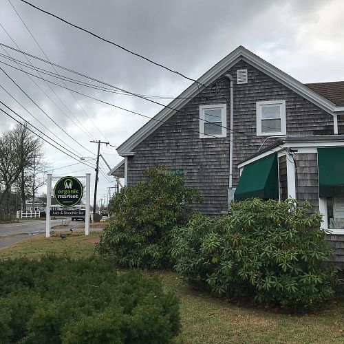 Store front at Organic Market in Dennis Port