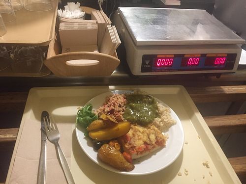 Food by weight  at Country Life Restaurant in Prague