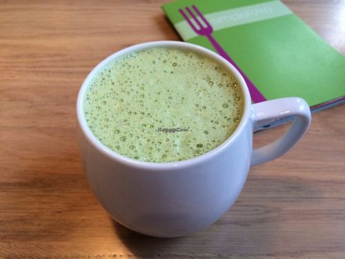 matcha lattè at simpleRAW in Copenhagen