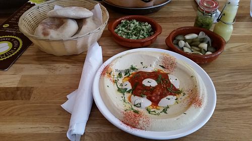 the hummus at De Hummus House - Sint Antoniesbreestraat in Amsterdam