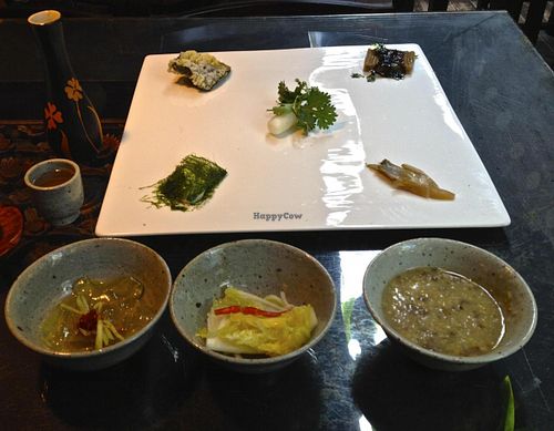 This is the first dish in the Full Course menu  at SanChon Korean Temple Cooking - 산촌 사찰음식전문점 in Seoul