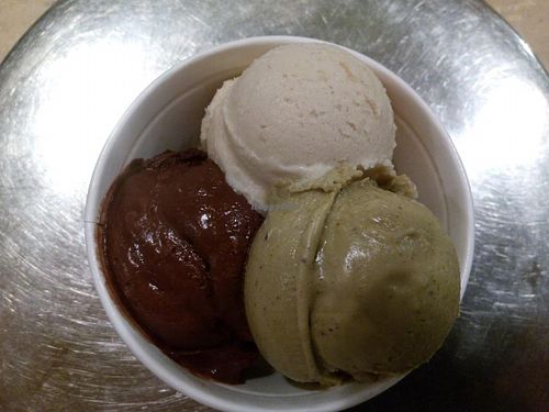 Vegan pistachio, almond and chocolate at Zeno Gelato e Cioccolato in Verona