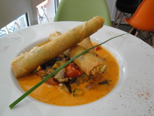 main course: green curry with vegetables and chickpeas croquettes at Lecocq & Folks in Vannes