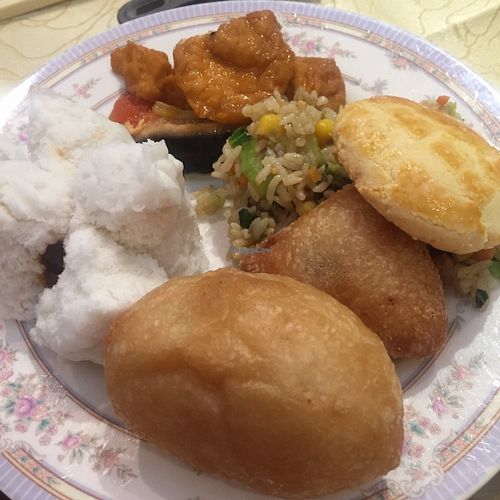 Buffet at Light Vegetarian Restaurant in Kowloon