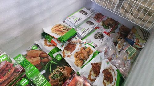 Variedad de congelados 100% libres de sufrimiento at Encuentro Vegano in Madrid