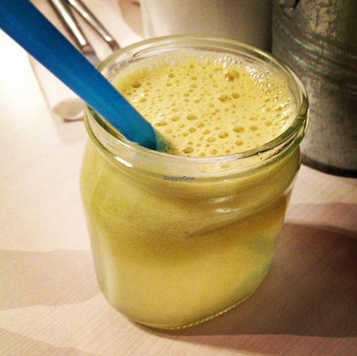 Freshly squeezed apple and pear juice  at Gaudi Bakery in Barcelona