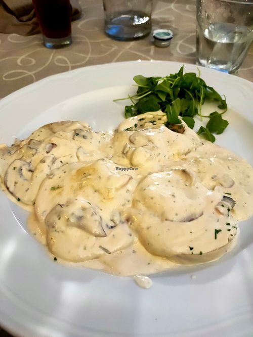 Seitan ai funghi at Felice Ristorante Pizzeria in Lucca