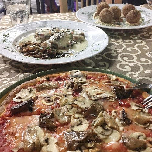 pizza  at Felice Ristorante Pizzeria in Lucca