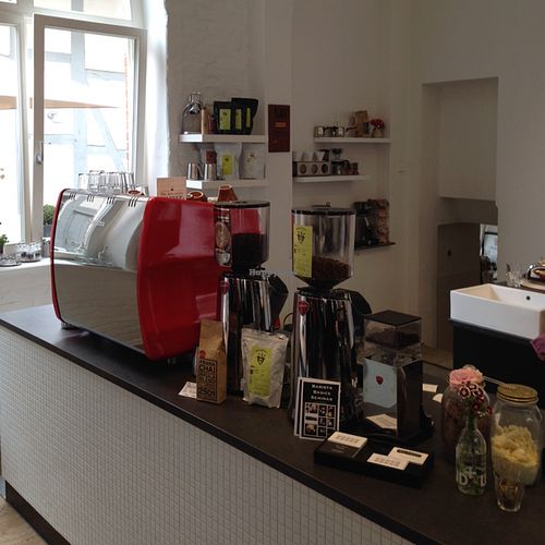 the counter at Bell and Beans in Lueneburg