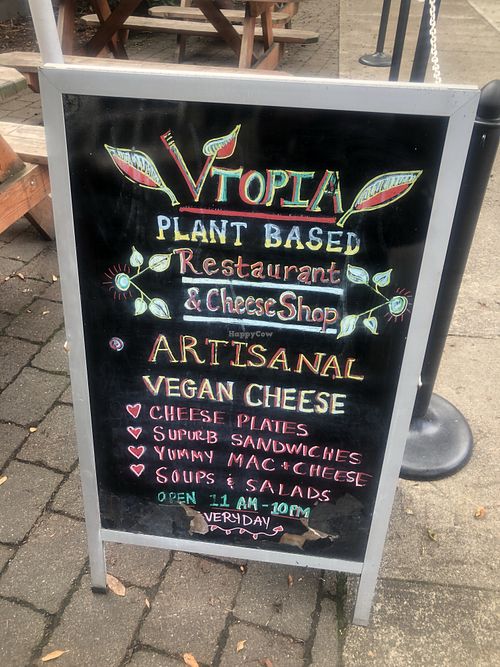 Front sign  at Fru Fru Terra in Portland