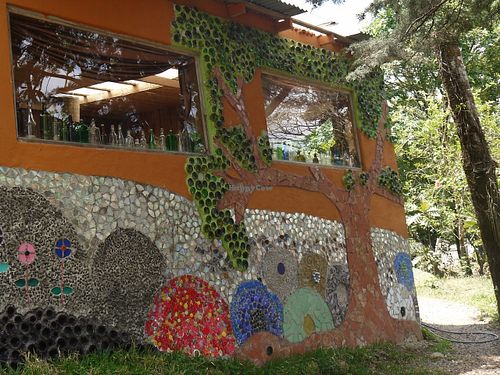 front of the building at Paz y Flora - Soda Passiflora in Monteverde