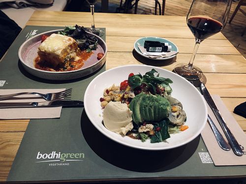 Firecracker Salad and Pumpkin Lasagna at BodhiGreen Vegetariano in Alicante