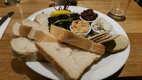 Tasting platter at Henderson's Vegan in Edinburgh
