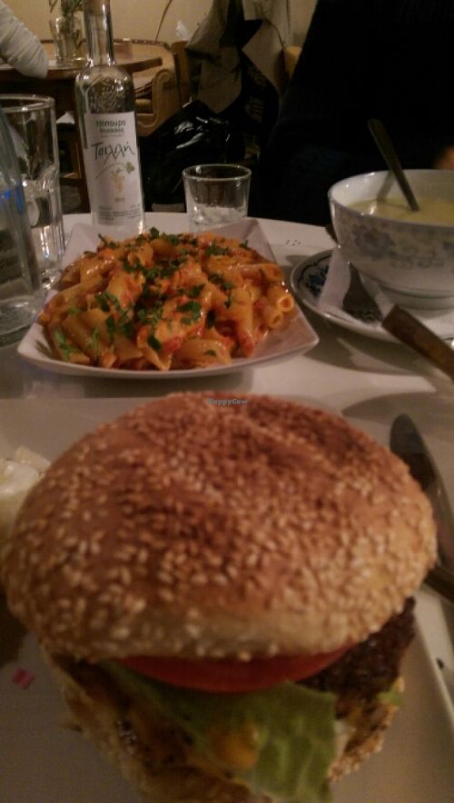 vegan burger, penne tomato pesto, veggie soup at Nonna in Athens