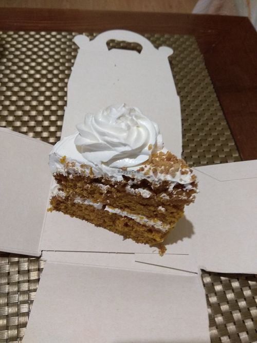 Carrot cake at La Cuchara Veggie in A Coruna